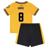 Camisa de Futebol Wolves Joao Gomes #8 Equipamento Principal Infantil 2024-25 Manga Curta (+ Calças curtas)